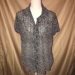 East 5th button up blouse Large B&W